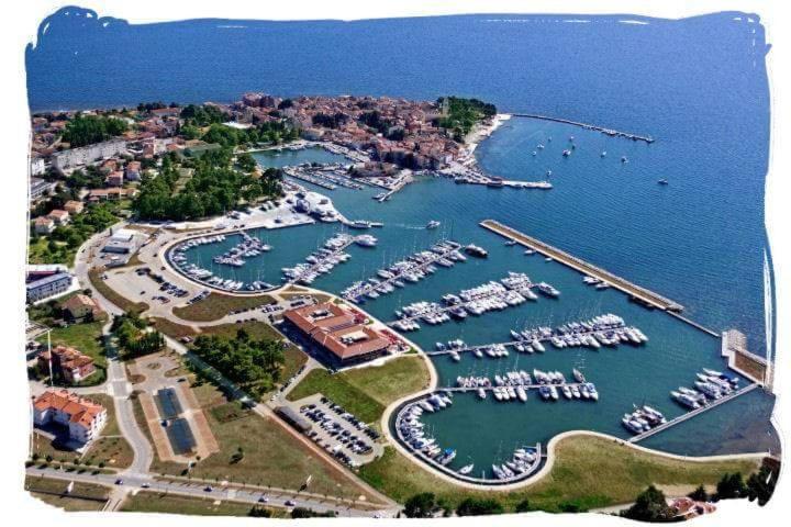 App Carla Novigrad (Istria) Exterior foto