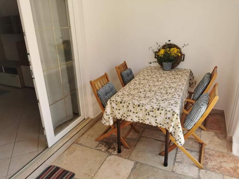 App Carla Novigrad (Istria) Exterior foto